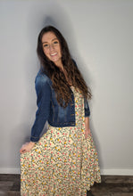 Load image into Gallery viewer, Cool and Edgy Jean Jacket - FabBossBabe
